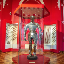 Доспех Печального рыцаря XVI века в Арсенале
