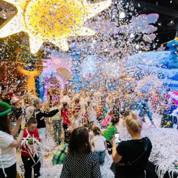  Пернатый День Знаний в Angry Birds Activity Park