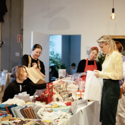 Фестиваль-маркет «Особенный» 2025