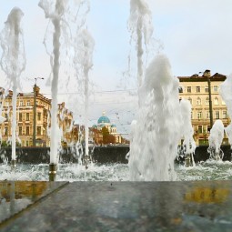 Открытие сезона фонтанов в Санкт-Петербурге 2021