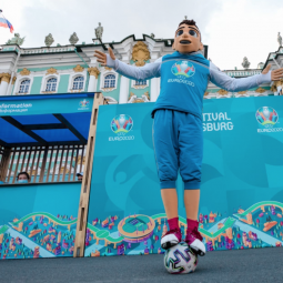 Торжественное закрытие Фестиваля UEFA EURO 2020 в Санкт-Петербурге