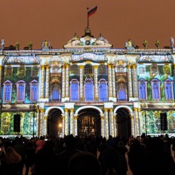 День Эрмитажа «Образ Победы в коллекциях и судьбе Эрмитажа» 3D mapping спектакль