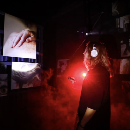 Психологическая выставка «Время жить»