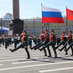 Тренировки парада к 75-летию Победы на Дворцовой площади
