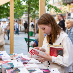 Книжные аллеи в Санкт-Петербурге 2022