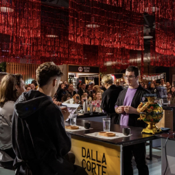 Фестиваль чая и кофе и подарков в Севкабель Порту 2025