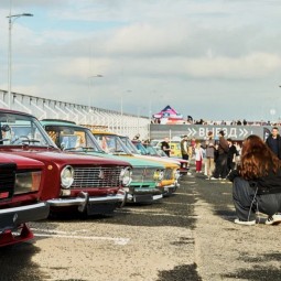 Осенний фестиваль ретроавтомобилей «РЕТРОЗАКАТ»