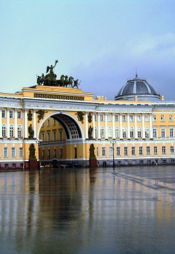 Здание Главного штаба и Триумфальная арка Главного штаба