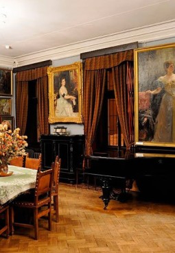Музей-квартира И. И. Бродского