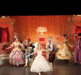 Спектакль «Золушка» в Театре Эстрады им. А. Райкина