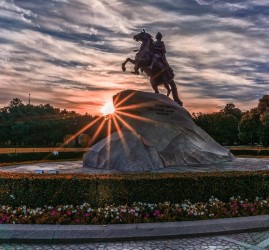 Нерабочая неделя с 28 марта по 5 апреля в Санкт-Петербурге 2020