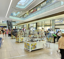 Арт-Маркет в ОХТА МОЛЛ апрель