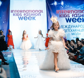 Неделя детской моды в Санкт-Петербурге 2017