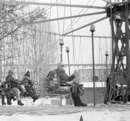 Выставка «История Выборгского района» в «Гранд Каньоне»