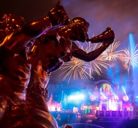Осенний праздник фонтанов в Петергофе «Театральный Роман» 2018