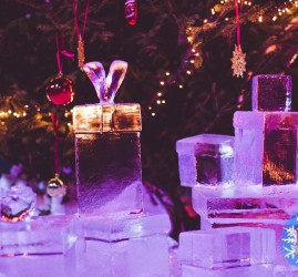 Фестиваль ледовых скульптур «ICE FANTASY-2020» в Петропавловской крепости