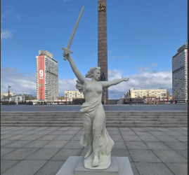 Праздничные мероприятия на Монументе героическим защитникам Ленинграда 2025