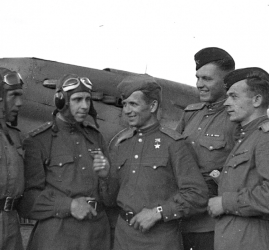 Выставка «Алексей Зинченко — Герой Советского Союза»