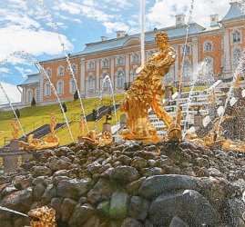 Открытие летнего сезона и торжественный пуск фонтанов в музее-заповеднике «Петергоф» 2024