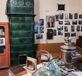 Экскурсия «По трём коммунальным квартирам Петербурга»