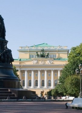 Площадь Островского