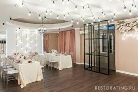 Интерьер ресторана Liris Hall