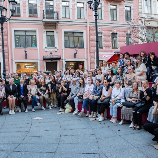 Фестивали в Санкт-Петербурге. Всё про фестивали и ярмарки Санкт-Петербурга.