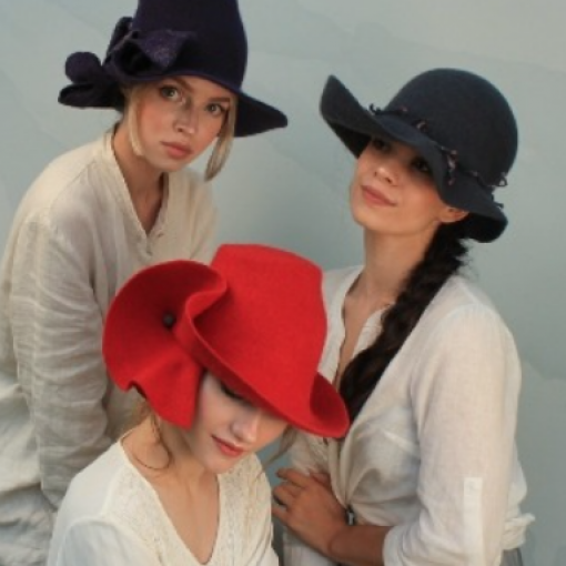 Выставка шляпок Ирины Спасской
