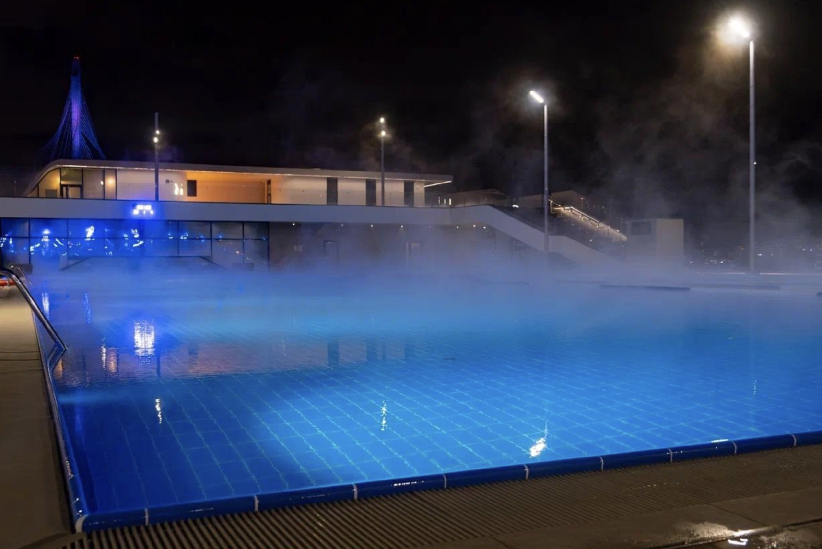 Открытый бассейн у Флагштока