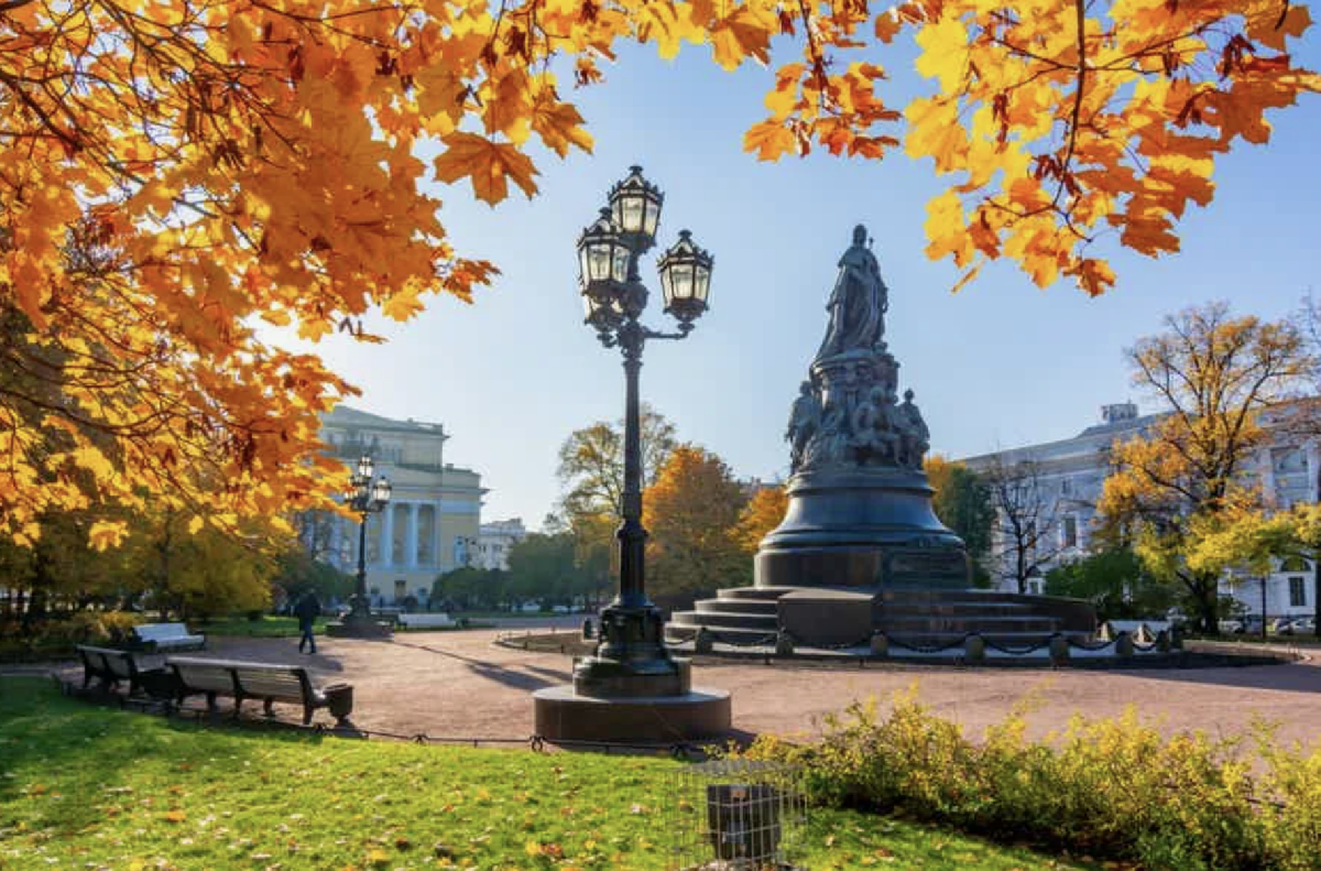 Топ-10 интересных событий в Санкт-Петербурге в выходные 8 и 9 ноября 2025