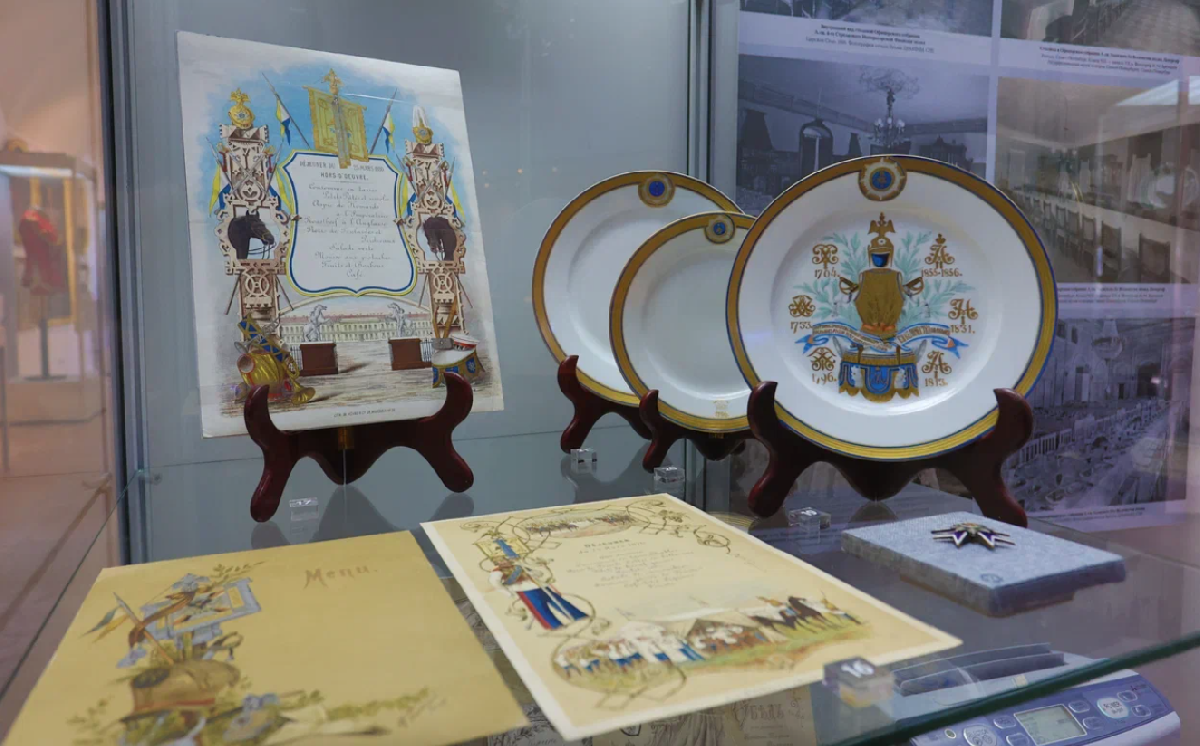 Выставка «Офицерские собрания Российской императорской гвардии»