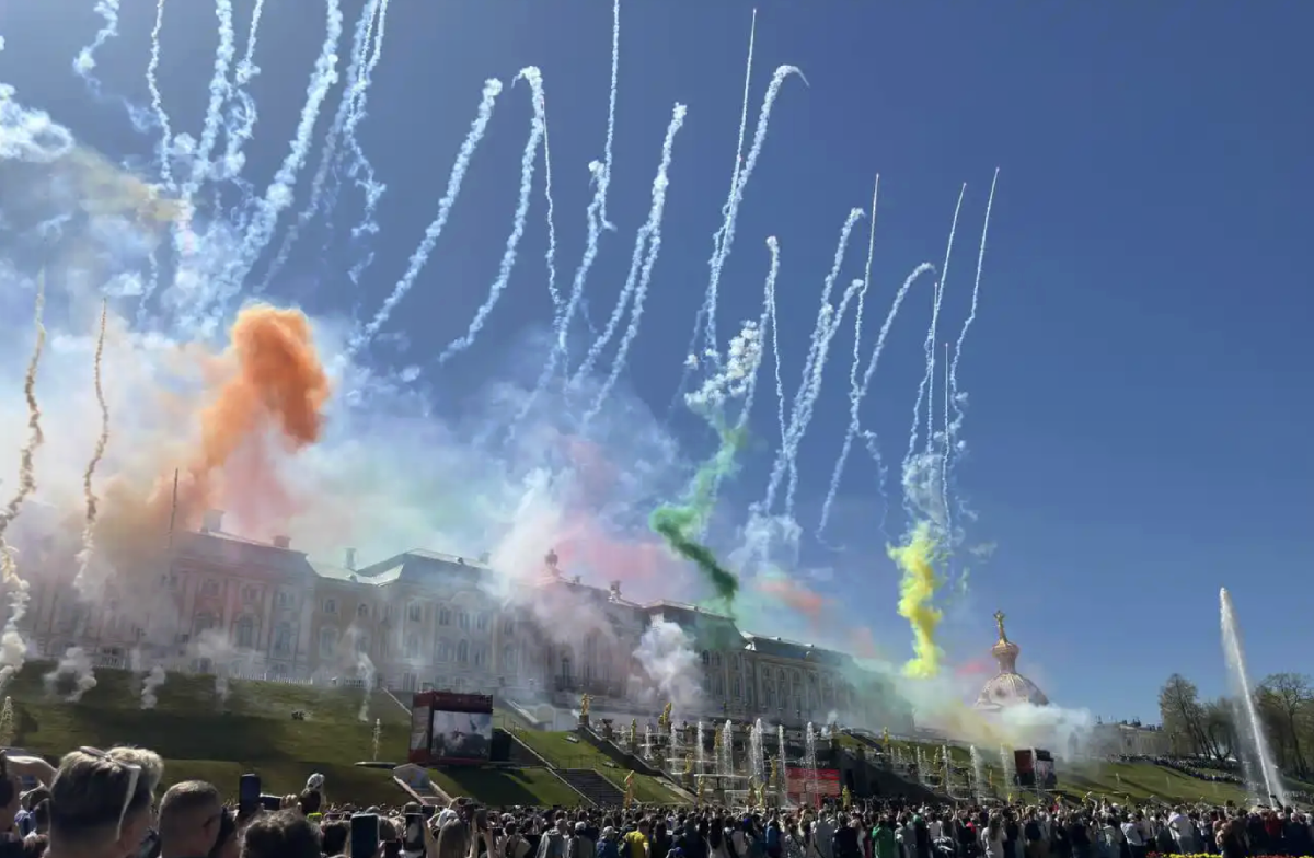 Праздник «Открытие фонтанов» в Петергофе 16 мая 2026
