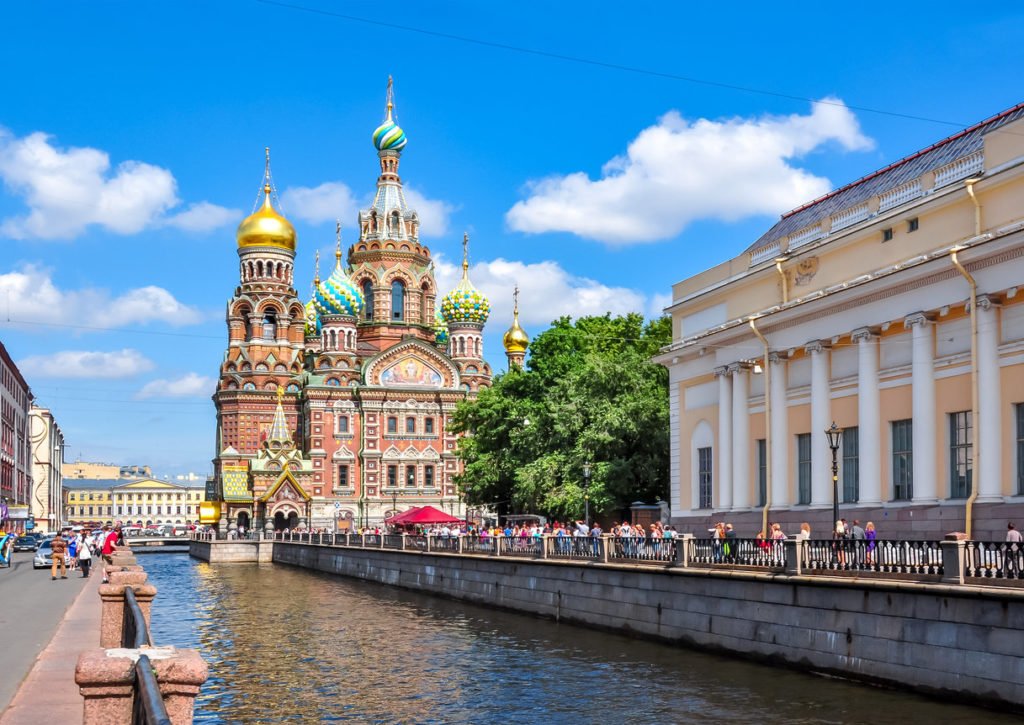 Акция в честь Всемирного дня туризма «Неповторимое очарование гостеприимного Санкт-Петербурга» 2020