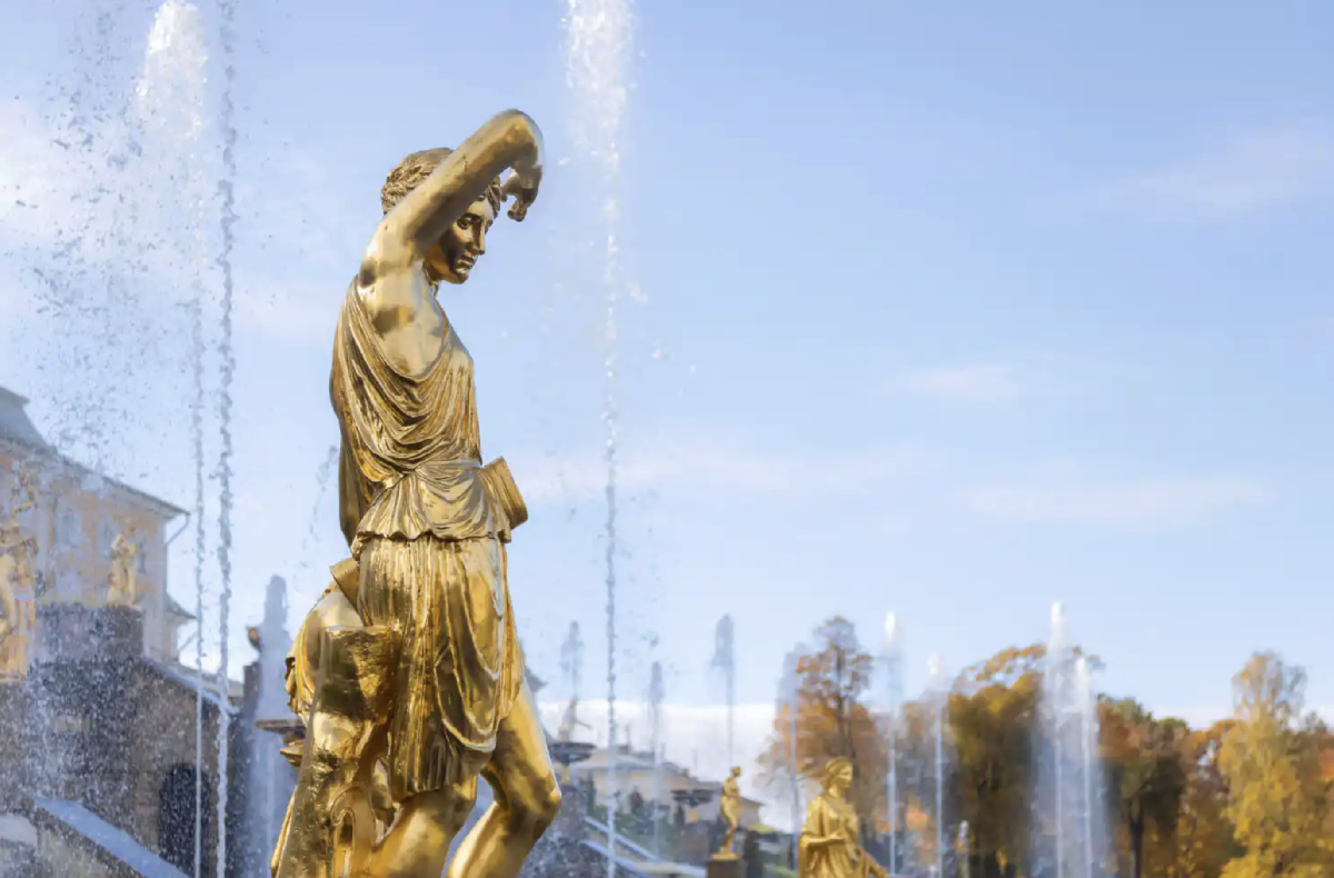 Праздник «Открытие фонтанов» в Петергофе 16 мая 2026