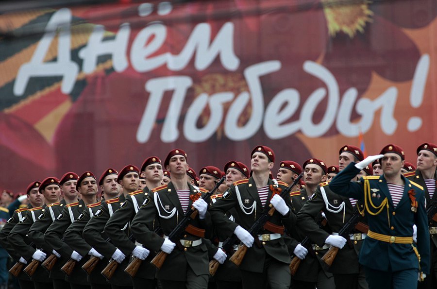Парад войск на Дворцовой площади 2016