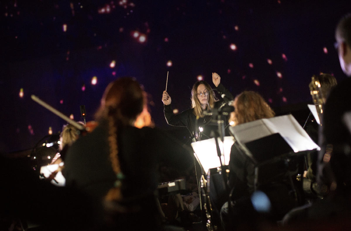 Мультимедийный шоу-концерт «Танцы во времени» в День всех влюбленных