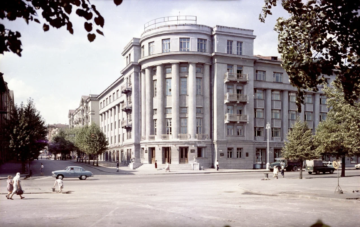 Выставка «Страна Наума Грановского»