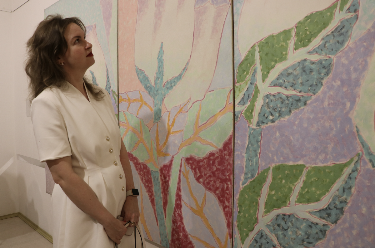 Выставка «Зеркало прямых отражений..»