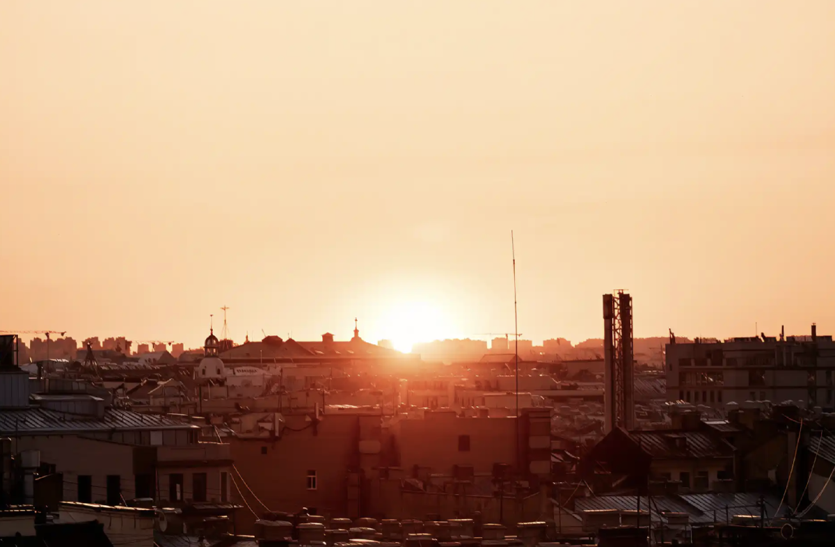 Экскурсия «Питер Романтиков: дворы, парадные, крыша и коммуналка Довлатова»