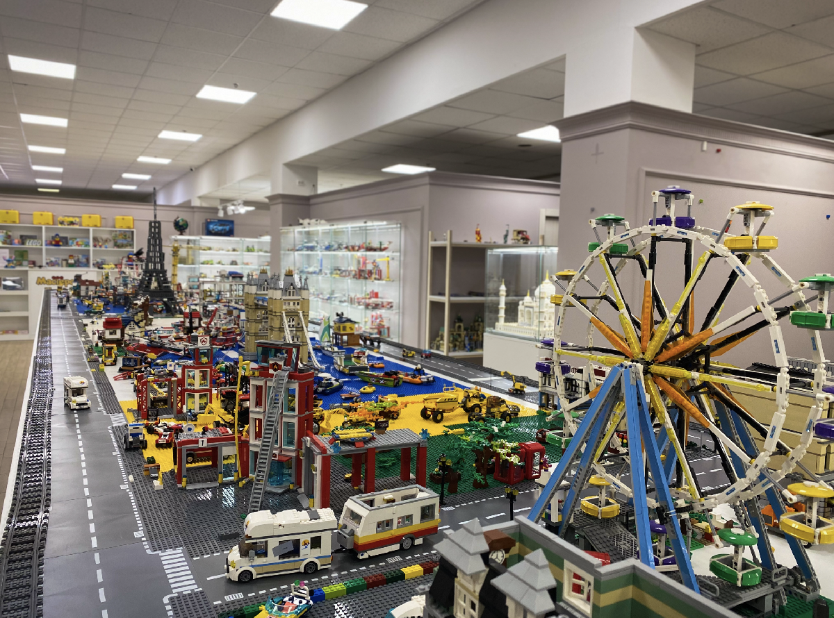 Экскурсия по городу из Лего