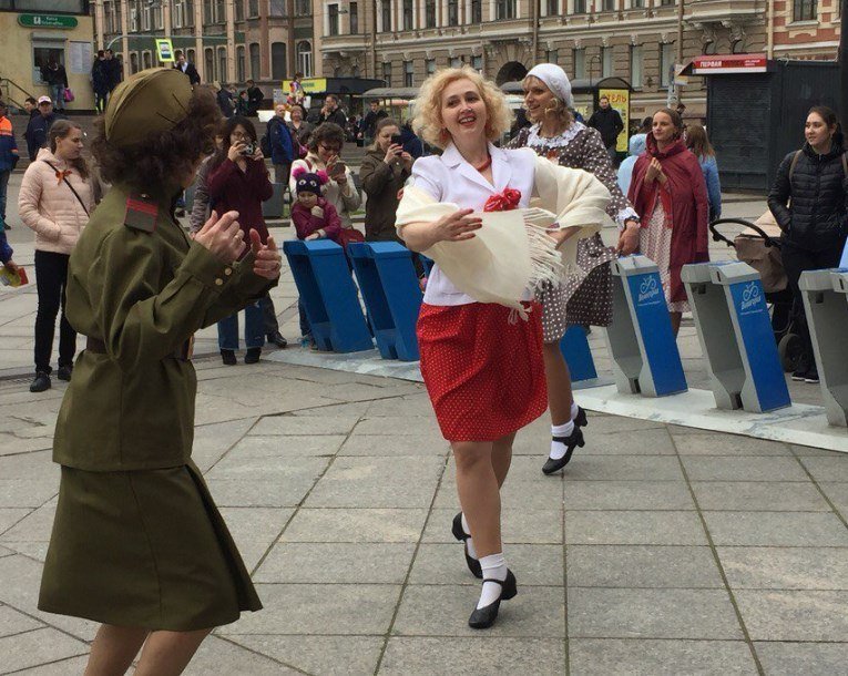 Уличная патриотическая акция «Танцующий Ленинград» 2019