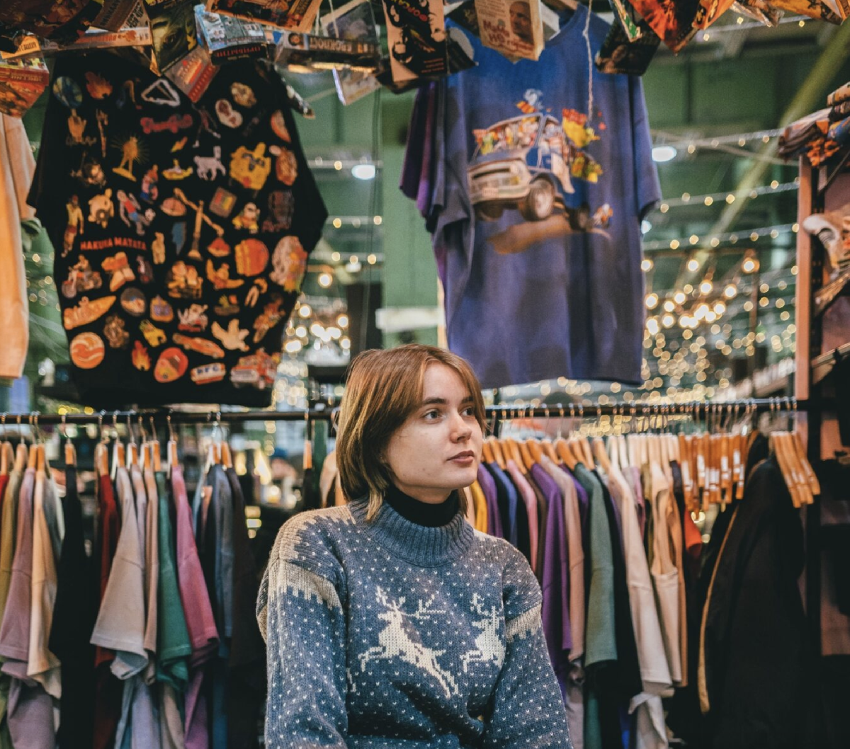 Новогодний Поп-ап от Интеллигентной барахолки 2026