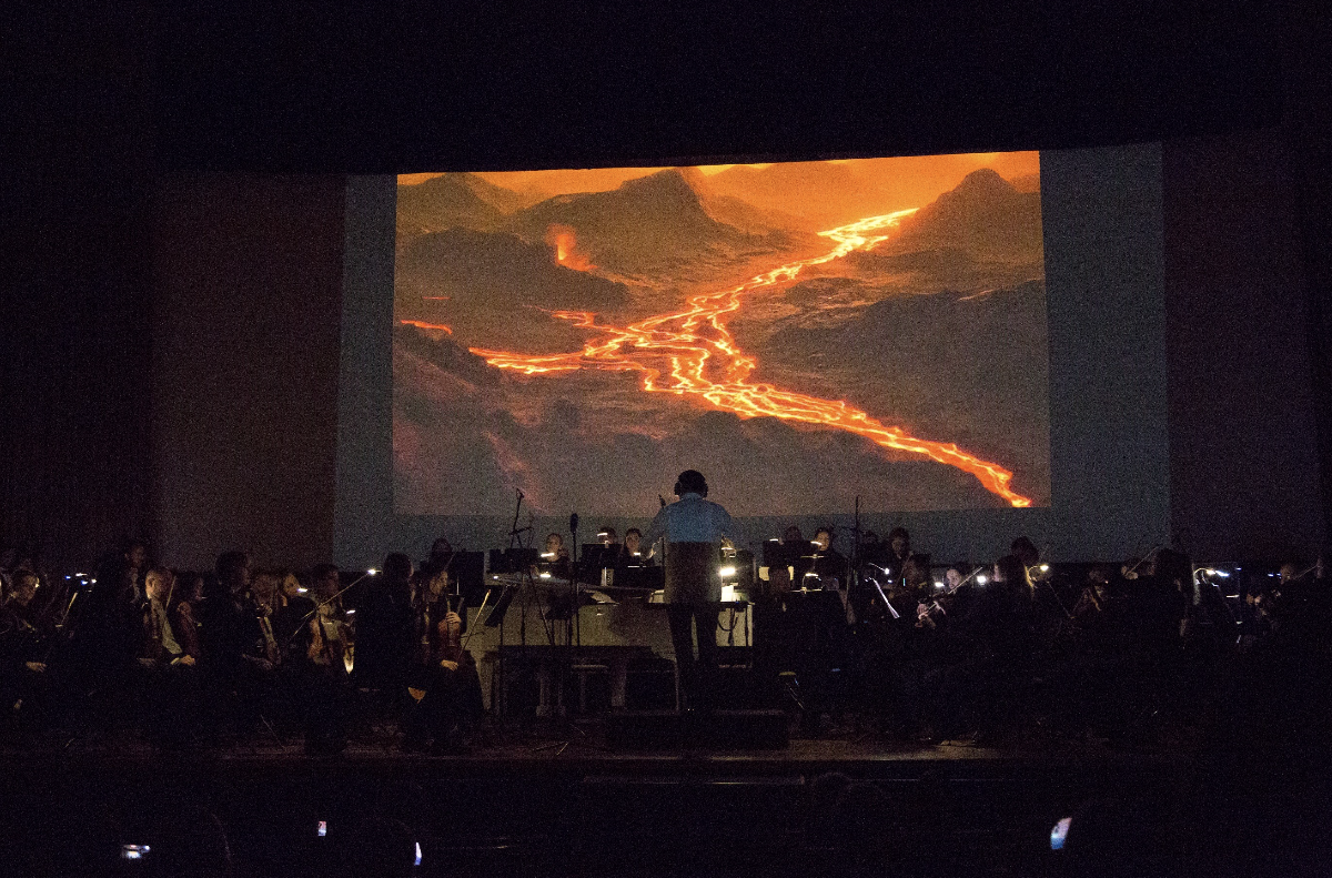 Премьера революционного иммерсивного шоу МАРС:СИМФО в Планетарии № 1