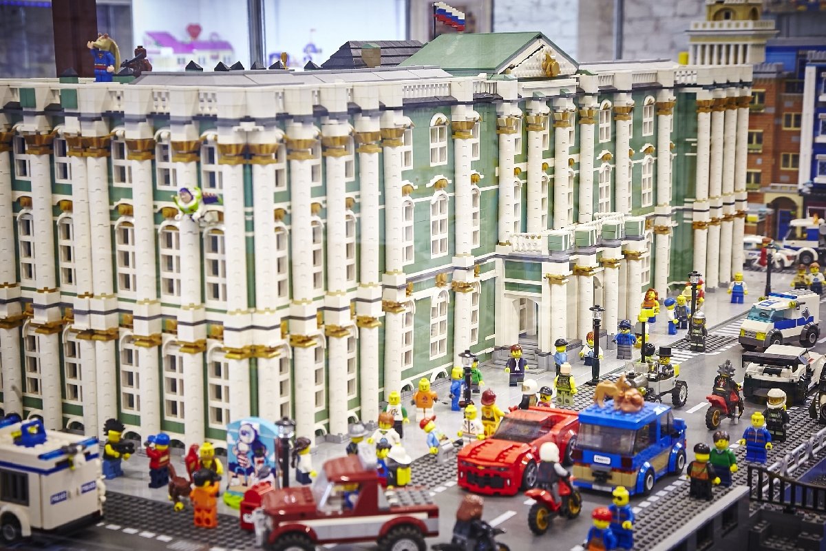 Выставка-музей кубиков LEGO