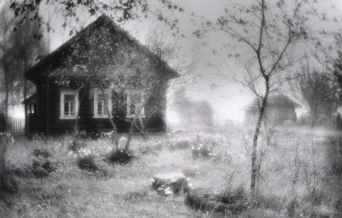 Персональная фотовыставка Людмилы Таболиной «Дыхание дома»