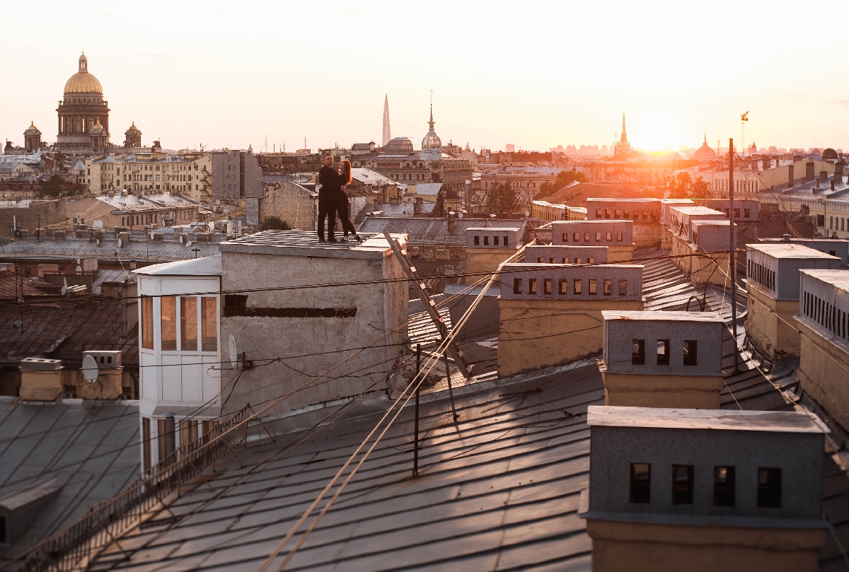 Под небом Петербурга: прогулка по крышам