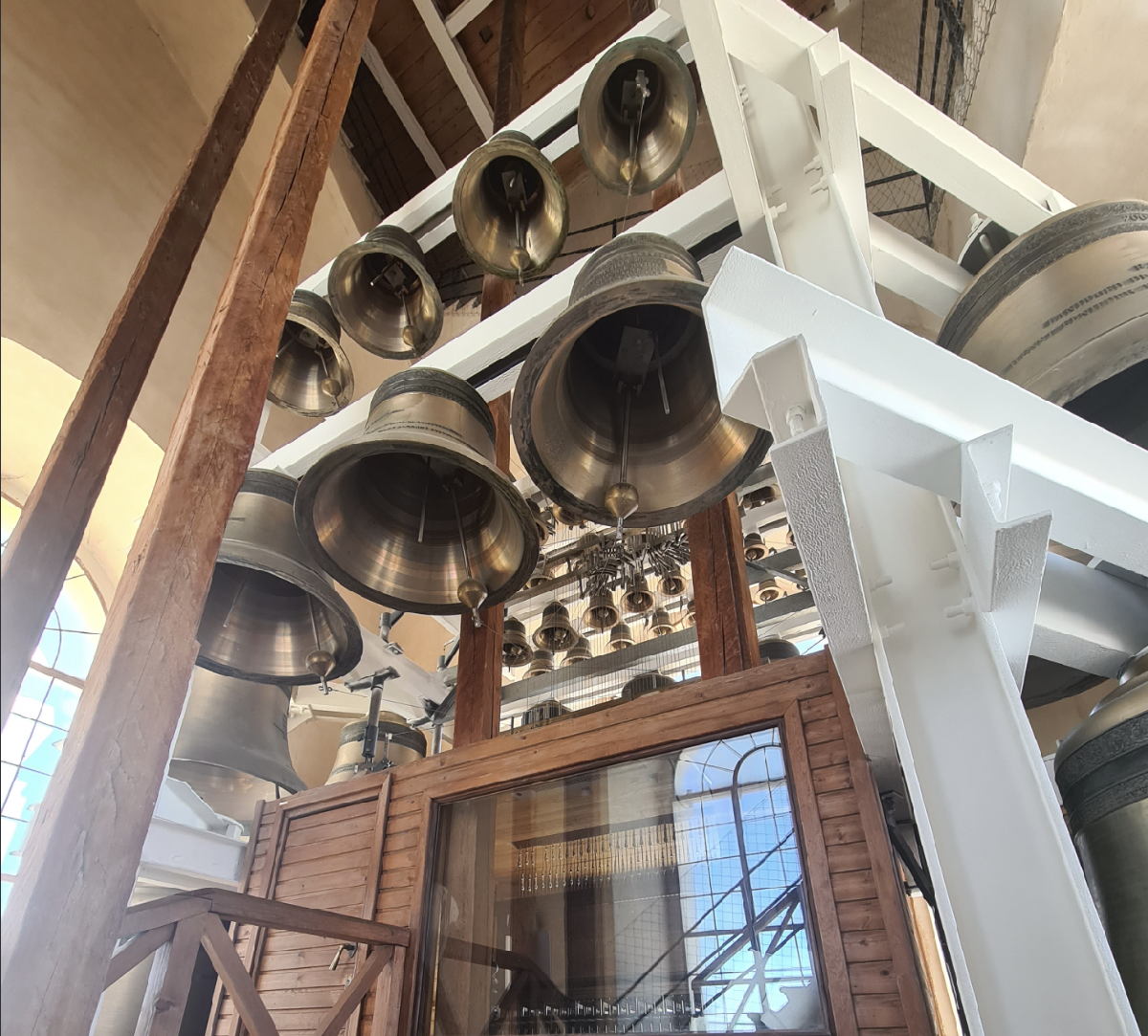 Экскурсия на колокольню Петропавловского собора  и праздничный карильонный концерт