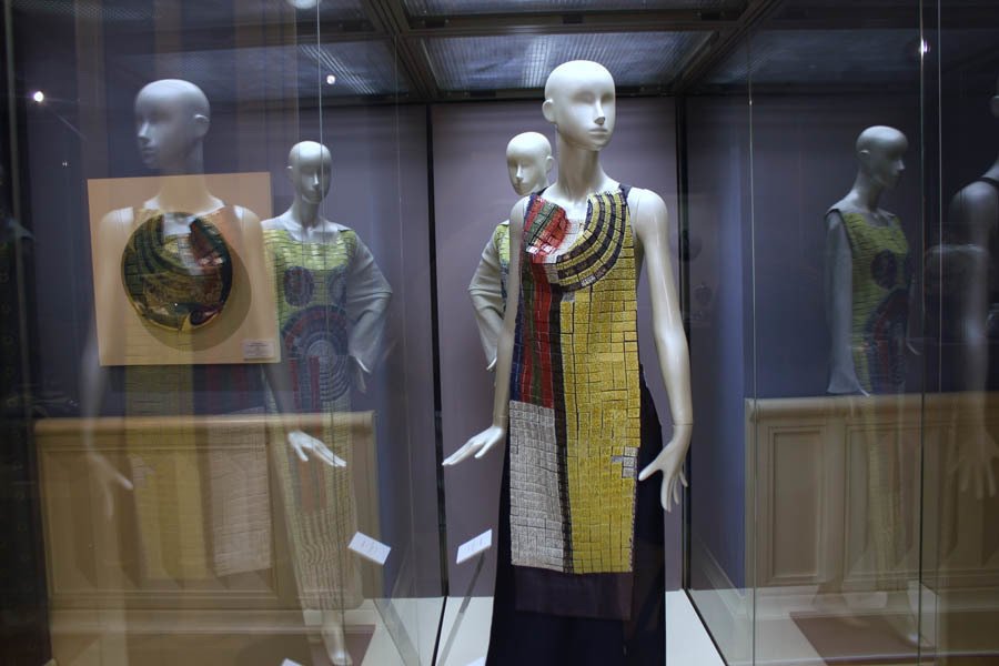 Выставка «Фарфоровая мода от Татьяны Чапургиной»